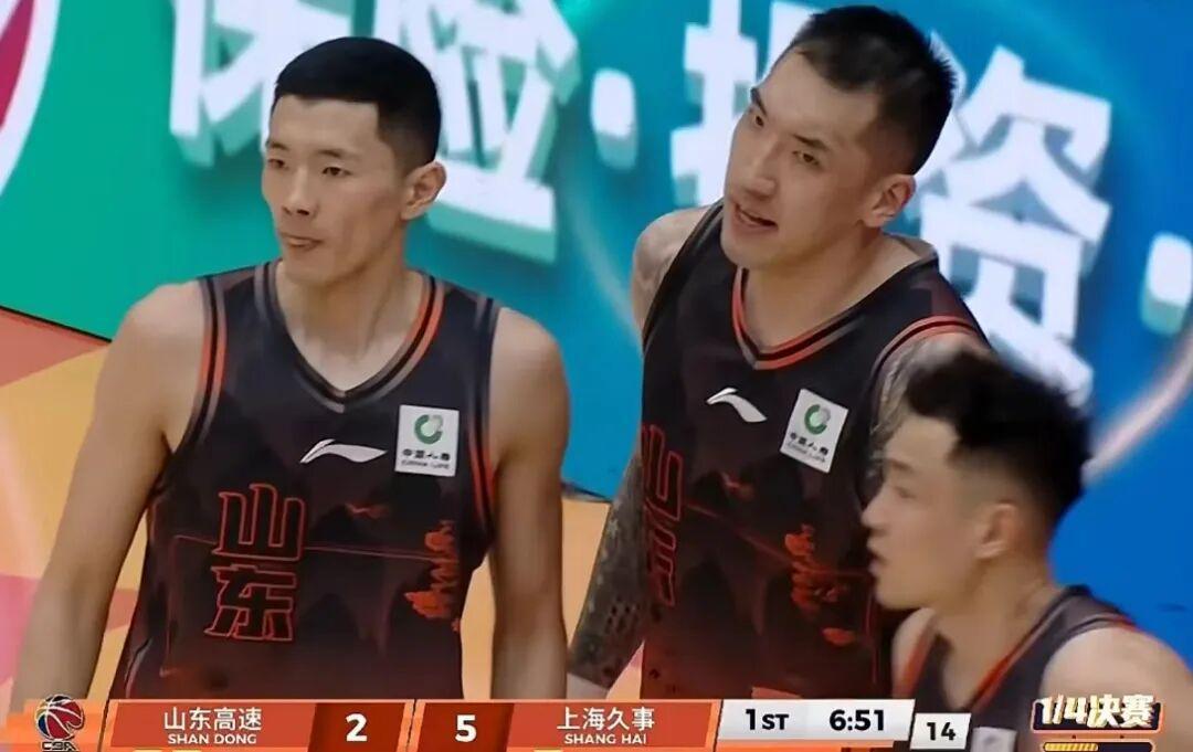 九游娱乐登录入口-上海男篮28分大胜，2-0横扫山东晋级四强，王哲林14+6陶汉林12+7