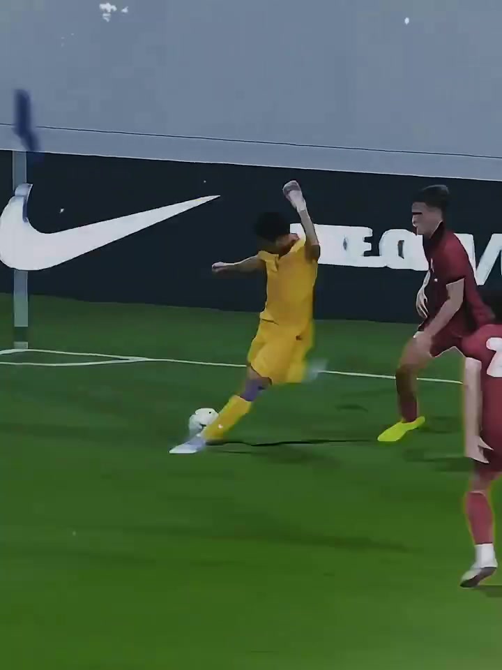 戴伟浚在国家队重现克鲁伊夫转身⚽️